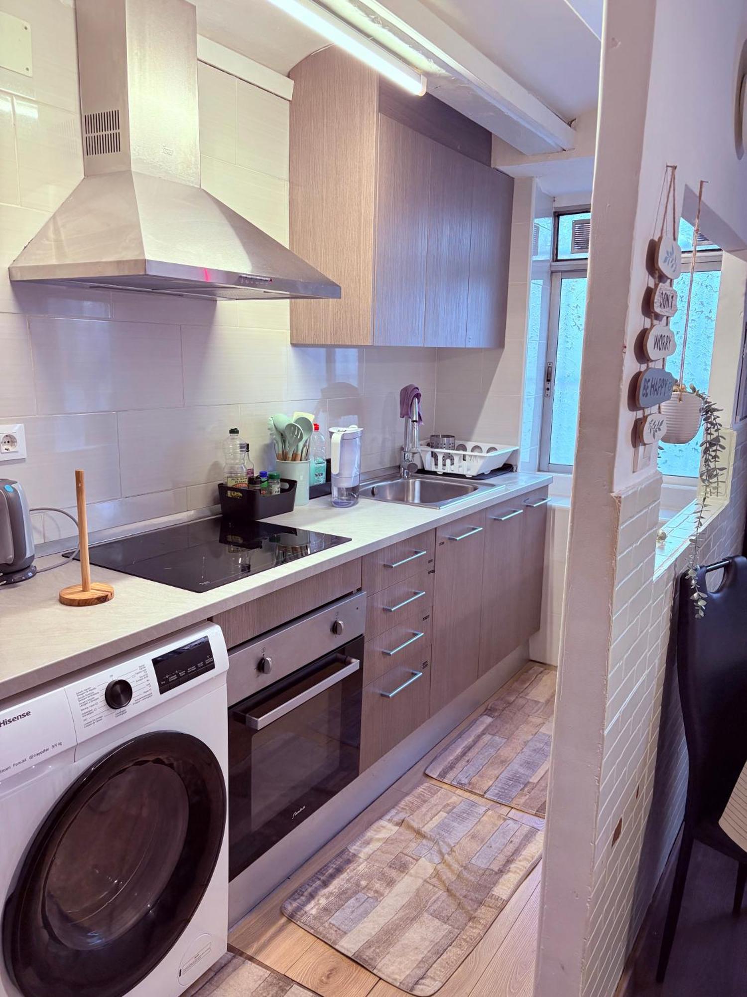Stunning Flat For 6 People 3 Blocks From The Beach Plus Welcome Breakfast Барселона Экстерьер фото